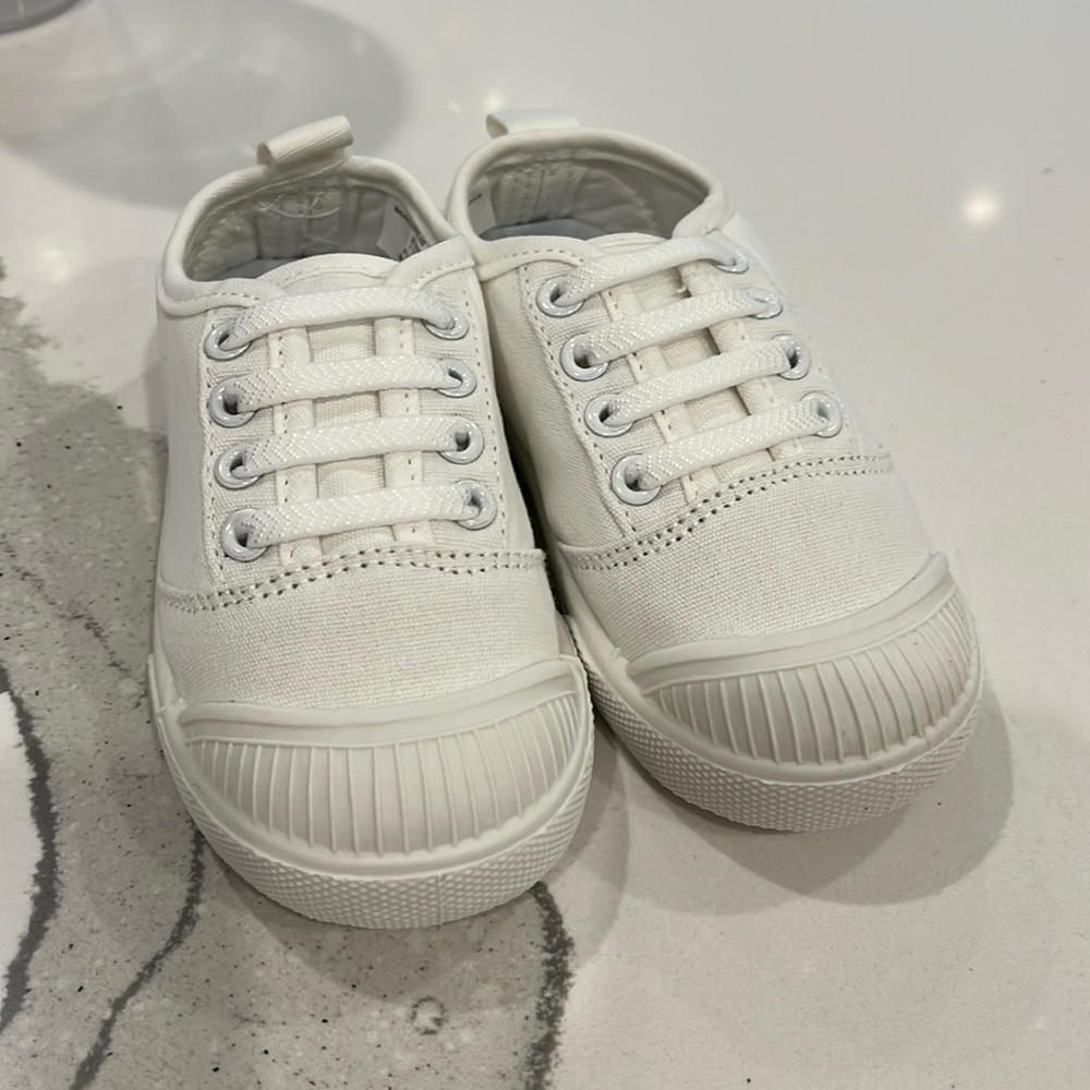 White toddler canvas sneakers